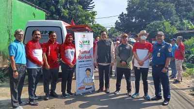 UPZ BAPENDA DKI JAKARTA BAGIKAN 400 BOX NASI DALAM KEGIATAN JUMAT BERKAH DI KEBAYORAN LAMA SELATAN